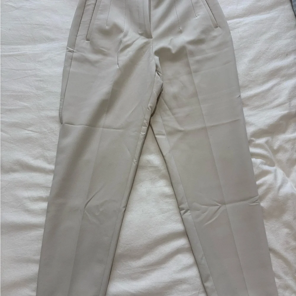 Zara Beige Pants - Picture 2 of 3